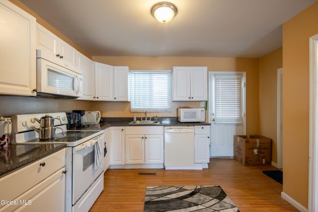628 4th Street, Troy, NY 12180