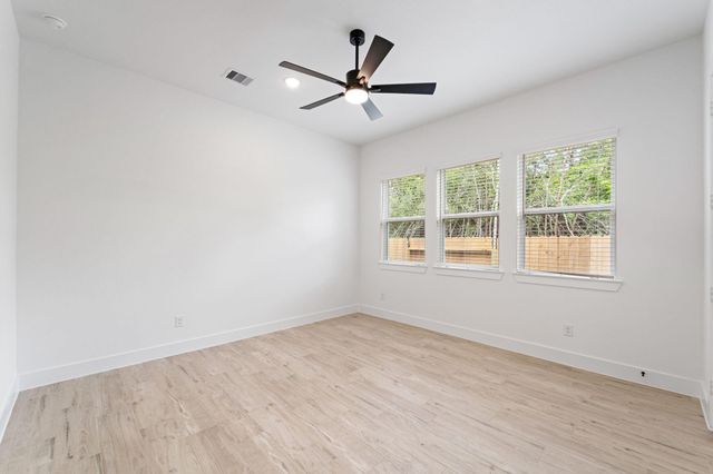 609 Gunner Drive, Montgomery, TX 77316