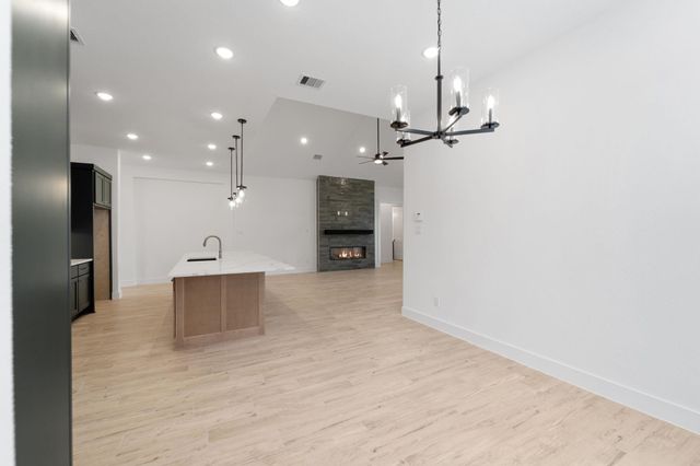 609 Gunner Drive, Montgomery, TX 77316