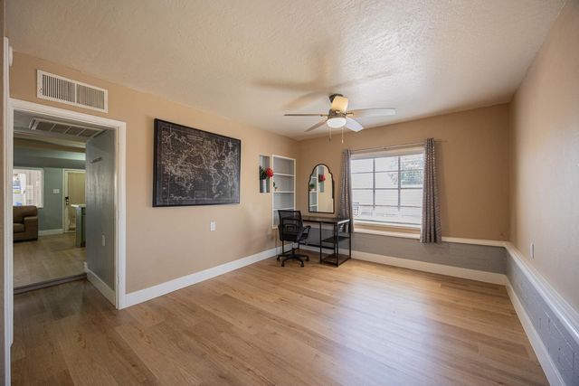 1221 E HIGHLAND Avenue 3, Phoenix, AZ 85014