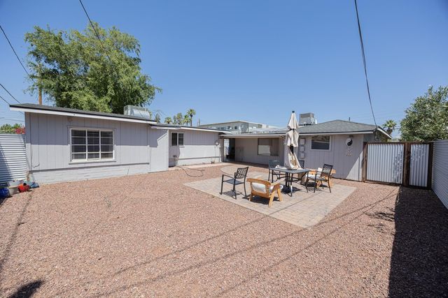 1221 E HIGHLAND Avenue 3, Phoenix, AZ 85014