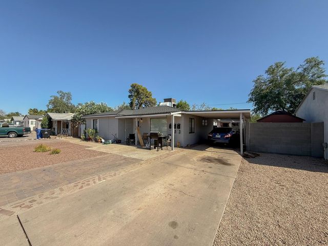 1221 E HIGHLAND Avenue 3, Phoenix, AZ 85014