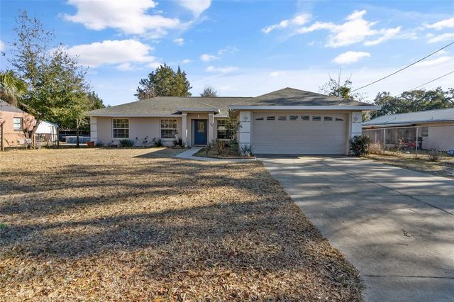 11965 SE 70TH AVENUE ROAD, Belleview, FL 34420
