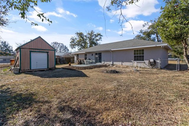 11965 SE 70TH AVENUE ROAD, Belleview, FL 34420