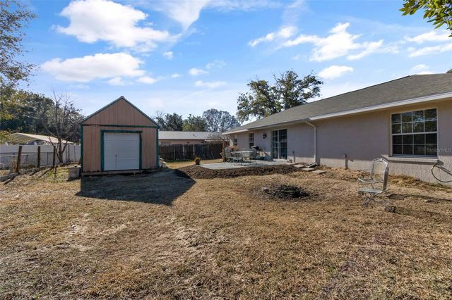 11965 SE 70TH AVENUE ROAD, Belleview, FL 34420