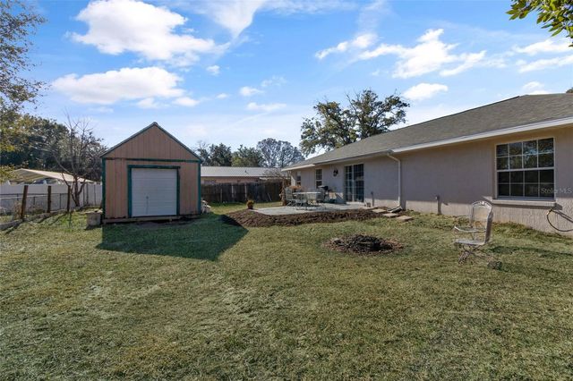 11965 SE 70TH AVENUE ROAD, Belleview, FL 34420