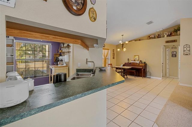 11965 SE 70TH AVENUE ROAD, Belleview, FL 34420