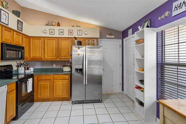 11965 SE 70TH AVENUE ROAD, Belleview, FL 34420