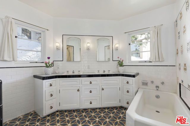 2299 Panorama Terrace, Los Angeles, CA 90039