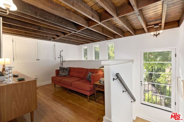 2299 Panorama Terrace, Los Angeles, CA 90039