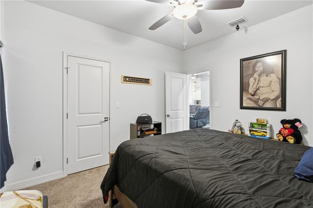 11526 Willowood Creek Dr, Corpus Christi, TX 78410