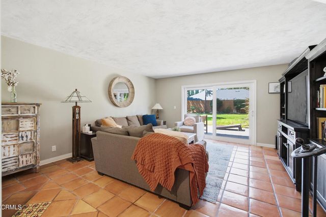 1467 Calle La Cumbre, Camarillo, CA 93010