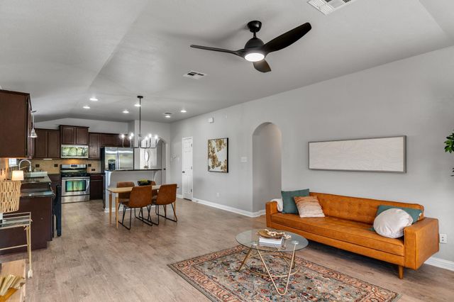 347 Serene Hollow LN, Buda, TX 78610