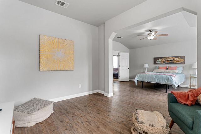 347 Serene Hollow LN, Buda, TX 78610