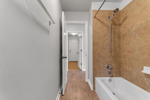 347 Serene Hollow LN, Buda, TX 78610