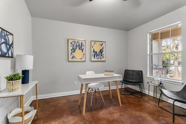 347 Serene Hollow LN, Buda, TX 78610