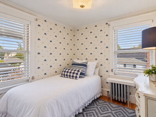 57 Cumberland Cir, Lynn, MA 01904