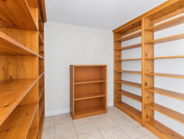 57 Cumberland Cir, Lynn, MA 01904