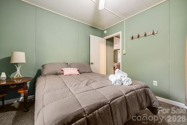 12730 Hwy 19 W None, Bryson City, NC 28713