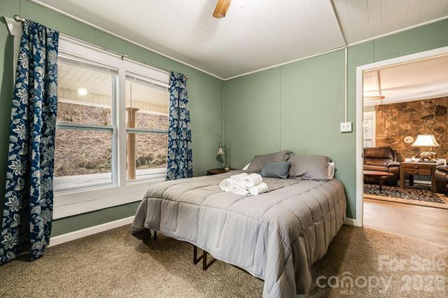 12730 Hwy 19 W None, Bryson City, NC 28713