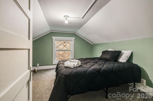 12730 Hwy 19 W None, Bryson City, NC 28713