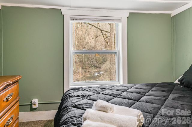 12730 Hwy 19 W None, Bryson City, NC 28713