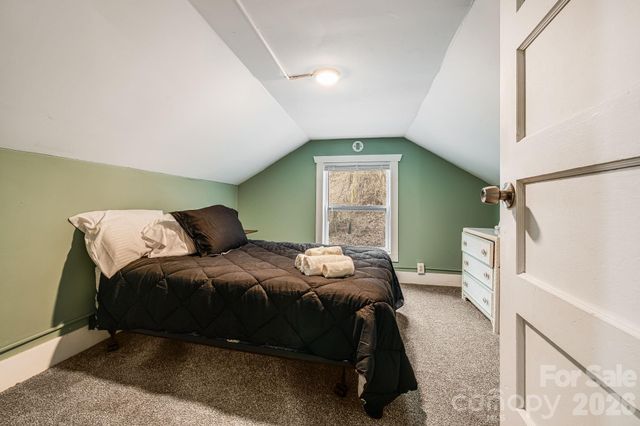 12730 Hwy 19 W None, Bryson City, NC 28713