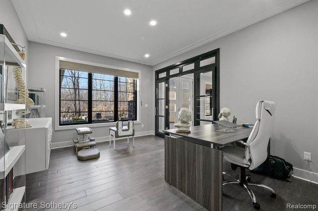 3479 E Shady Ridge Lane, Midland, MI 48642