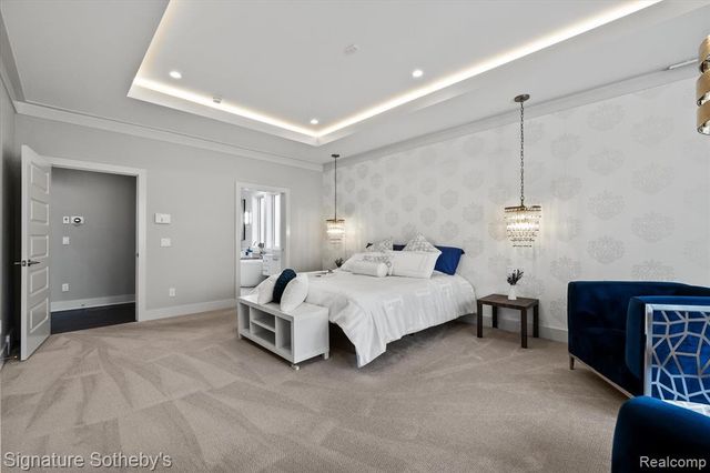 3479 E Shady Ridge Lane, Midland, MI 48642