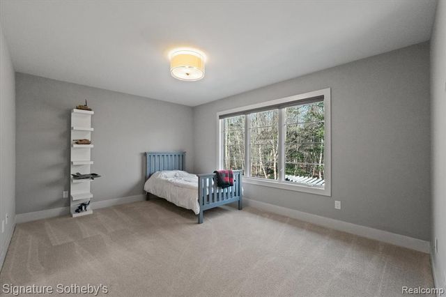 3479 E Shady Ridge Lane, Midland, MI 48642