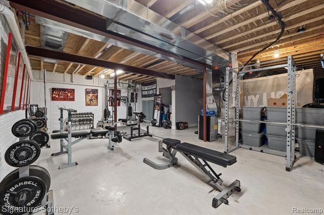 3479 E Shady Ridge Lane, Midland, MI 48642