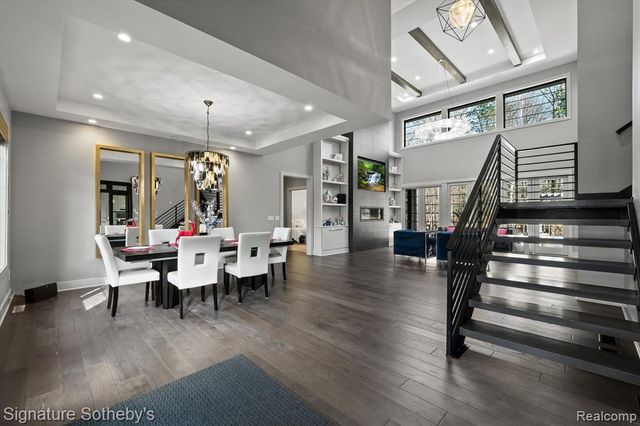 3479 E Shady Ridge Lane, Midland, MI 48642