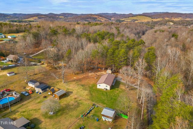 211 Shady Lane Avenue, Rogersville, TN 37857