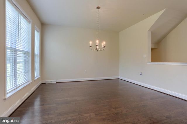 2113 RED FOX DR, Hummelstown, PA 17036