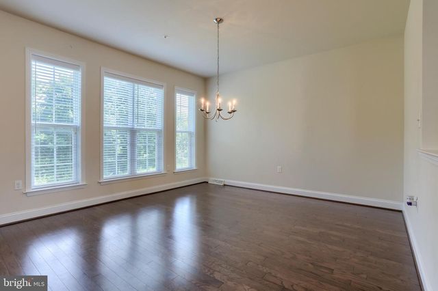 2113 RED FOX DR, Hummelstown, PA 17036