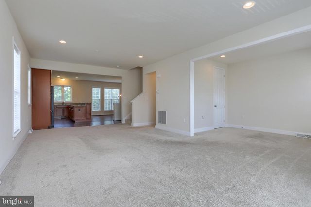 2113 RED FOX DR, Hummelstown, PA 17036
