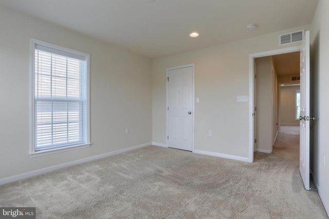 2113 RED FOX DR, Hummelstown, PA 17036