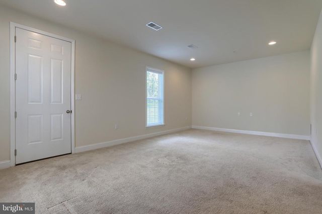 2113 RED FOX DR, Hummelstown, PA 17036