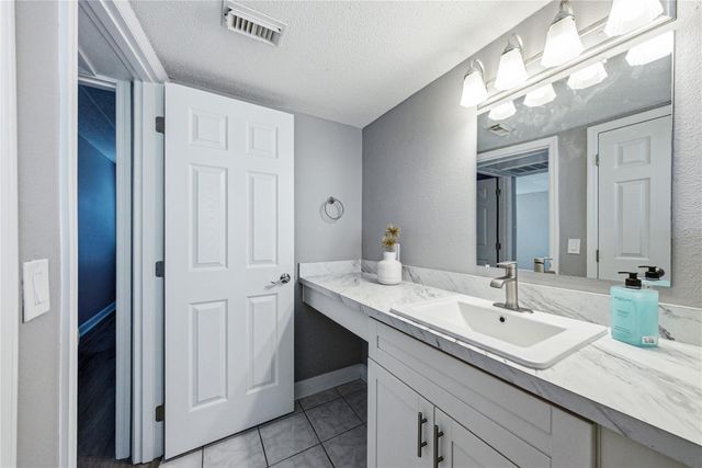 1170 RUE DES CHATEAUX 1A, South Pasadena, FL 33707