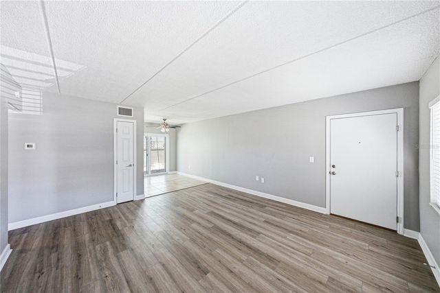 1170 RUE DES CHATEAUX 1A, South Pasadena, FL 33707
