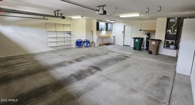 15973 W SHEILA Lane, Goodyear, AZ 85395