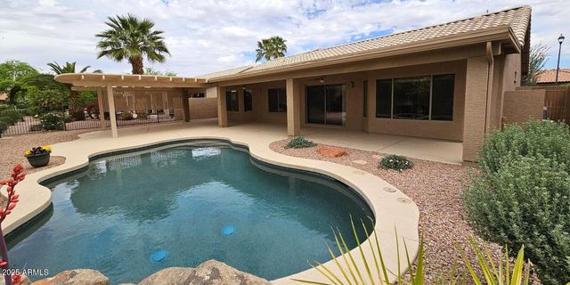 15973 W SHEILA Lane, Goodyear, AZ 85395