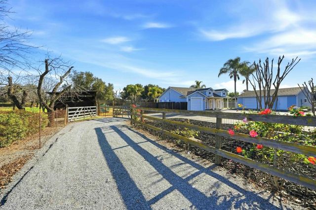 1680 E Main Avenue, Morgan Hill, CA 95037