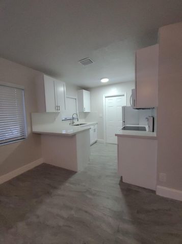 1320 SW 34th Avenue Unit 1, Fort Lauderdale, FL 33312