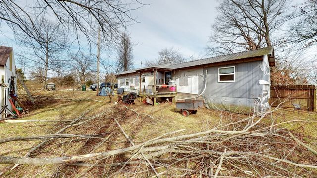745 Halltown Rd, Portland, TN 37148