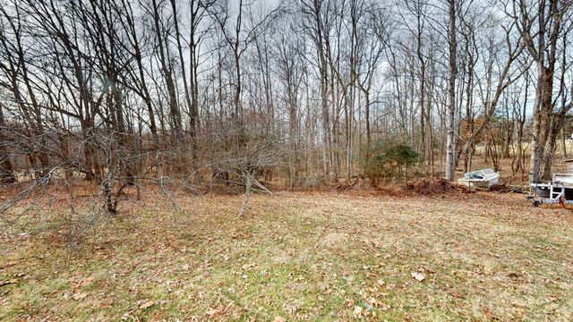 745 Halltown Rd, Portland, TN 37148