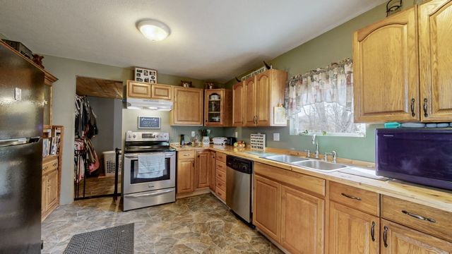 745 Halltown Rd, Portland, TN 37148