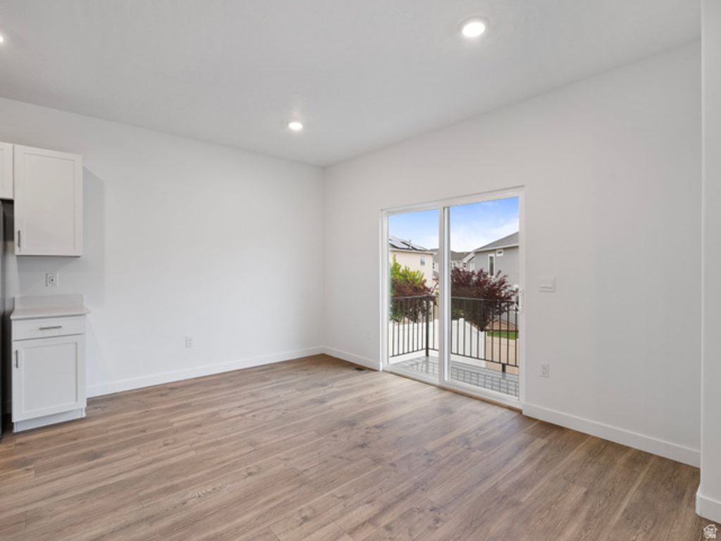 Image 11 of property listing at 3935 W ROCK ISLAND AVE, Lehi, UT 84043