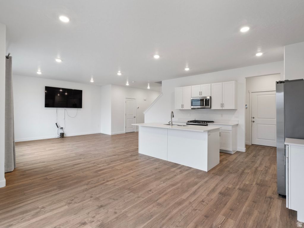 Image 13 of property listing at 3935 W ROCK ISLAND AVE, Lehi, UT 84043
