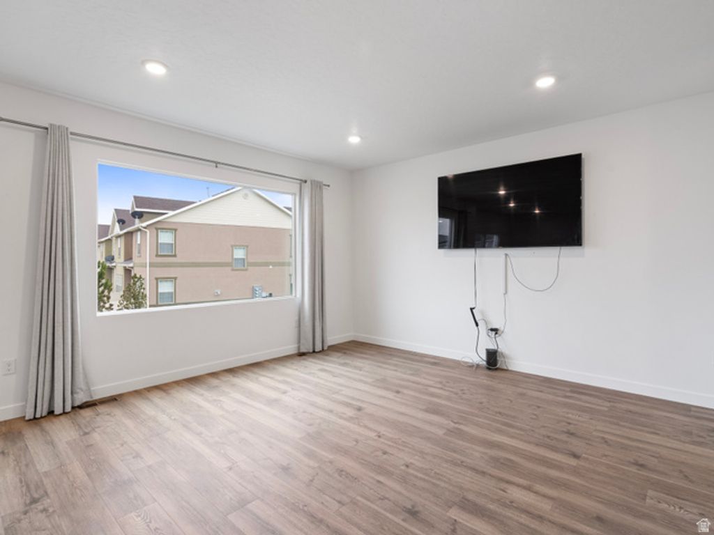 Image 15 of property listing at 3935 W ROCK ISLAND AVE, Lehi, UT 84043